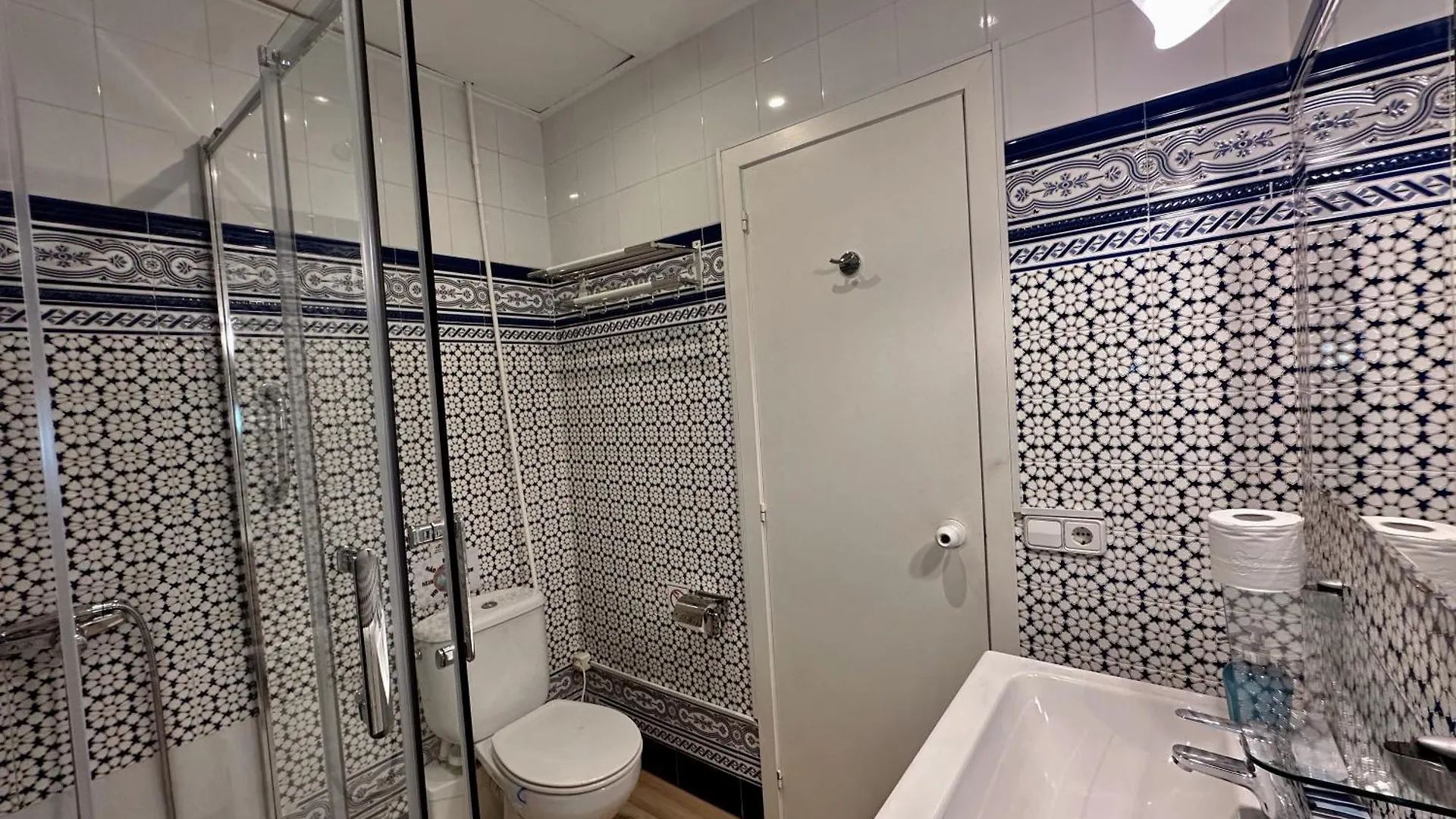 Casa Consell Gran Via, Guest House Barcelona