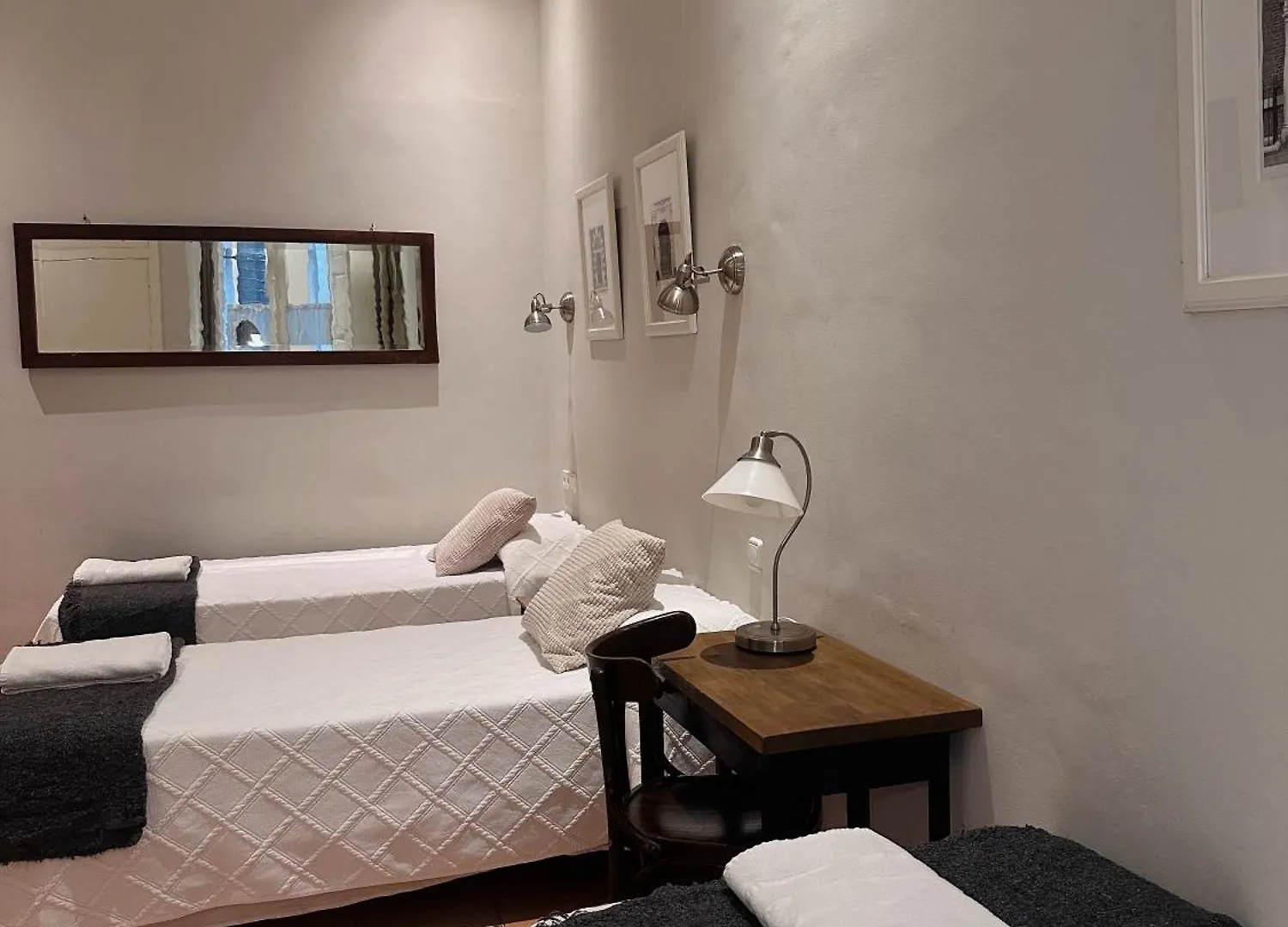 Casa Consell Gran Via, Guest House Barcelona Espanha