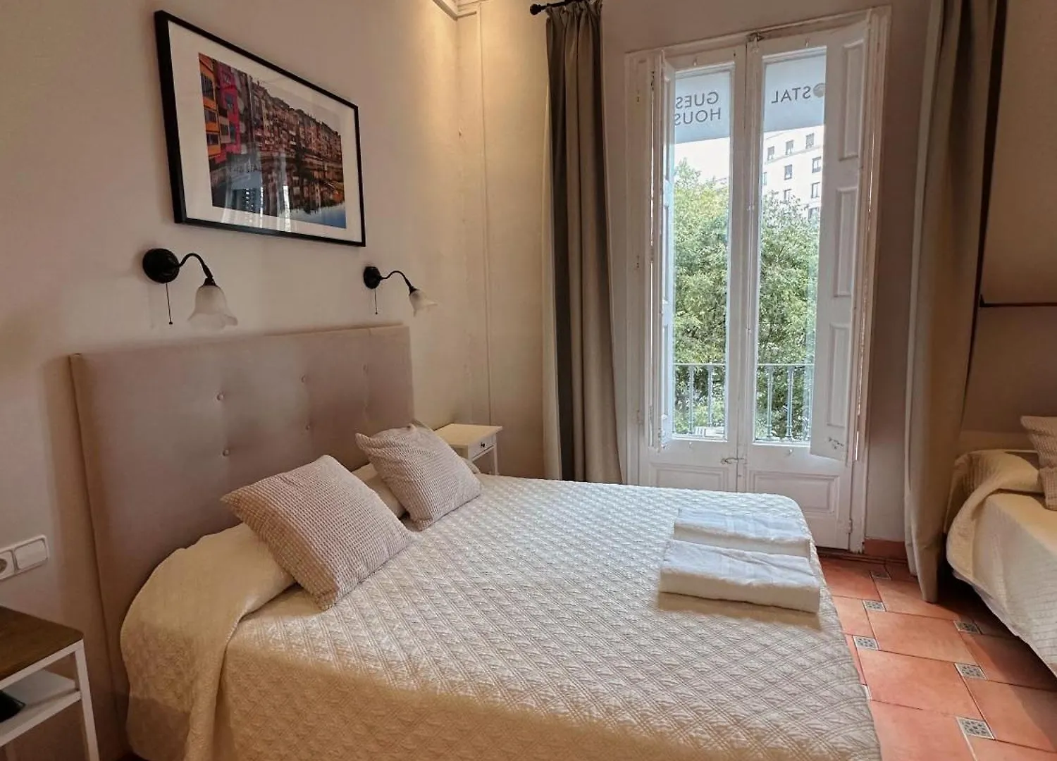 Casa Consell Gran Via, Guest House Barcelona 2*,